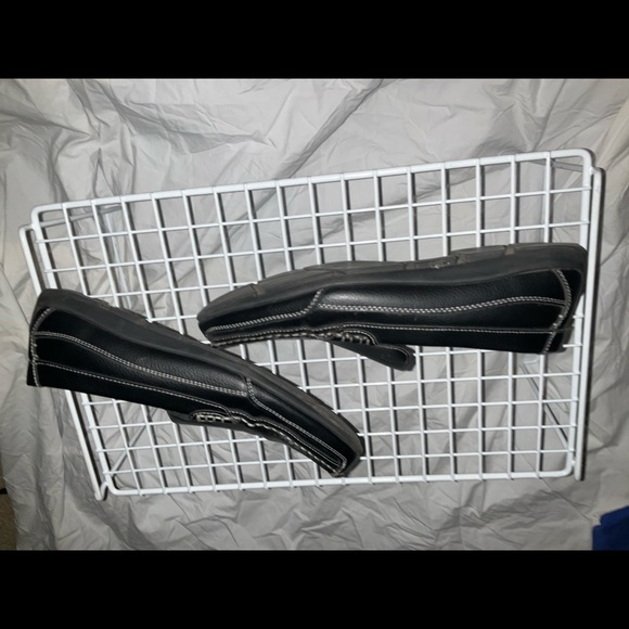 Shoes - Picture 3 of 8